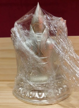 纯银宗喀巴持寿瓶宗大师藏传密宗梵天佛堂供奉摆件铜像