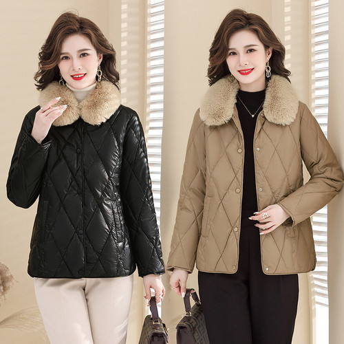 妈妈装2025冬装新款羽绒棉服pu皮上衣大码外套中老年短款小棉袄女 - 图0