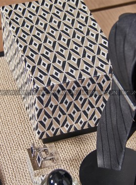 MOON慕空间样板房衣帽间梳妆台摆件收纳盒首饰盒软装饰品摆设道具