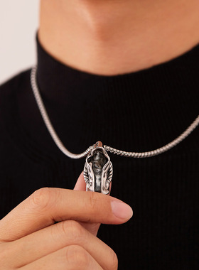 钛钢项链 项链男士斗篷风衣霸气吊坠复古挂坠朋克风送男女友礼物