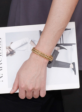 双层古巴手链男款潮牌加宽霸气网格鱼骨银色手镯钛钢不掉色不过敏