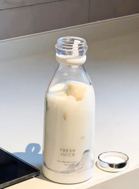 小型便携外带电动榨汁杯新款