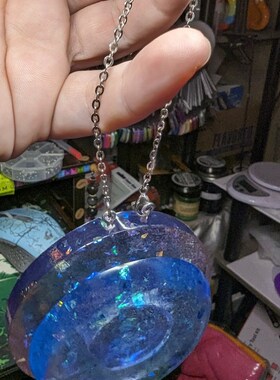 圆盘简约树脂吊坠项链个性纯手工情侣男女生日礼物