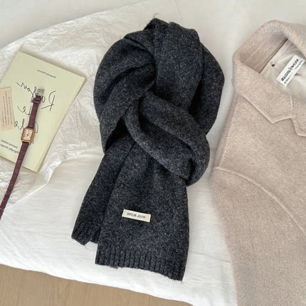 Warm to the core ~ Wool knitted couple scarf