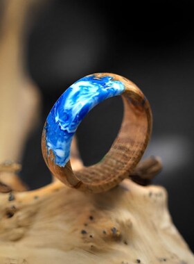 蓝色带戒指,木质树脂戒指,个性化环氧树脂戒指,海洋树脂首饰