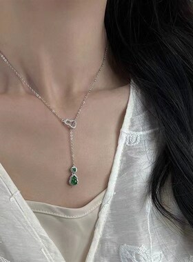新中式绿葫芦项链女轻奢小众锁骨链高级感配饰2024新款爆款