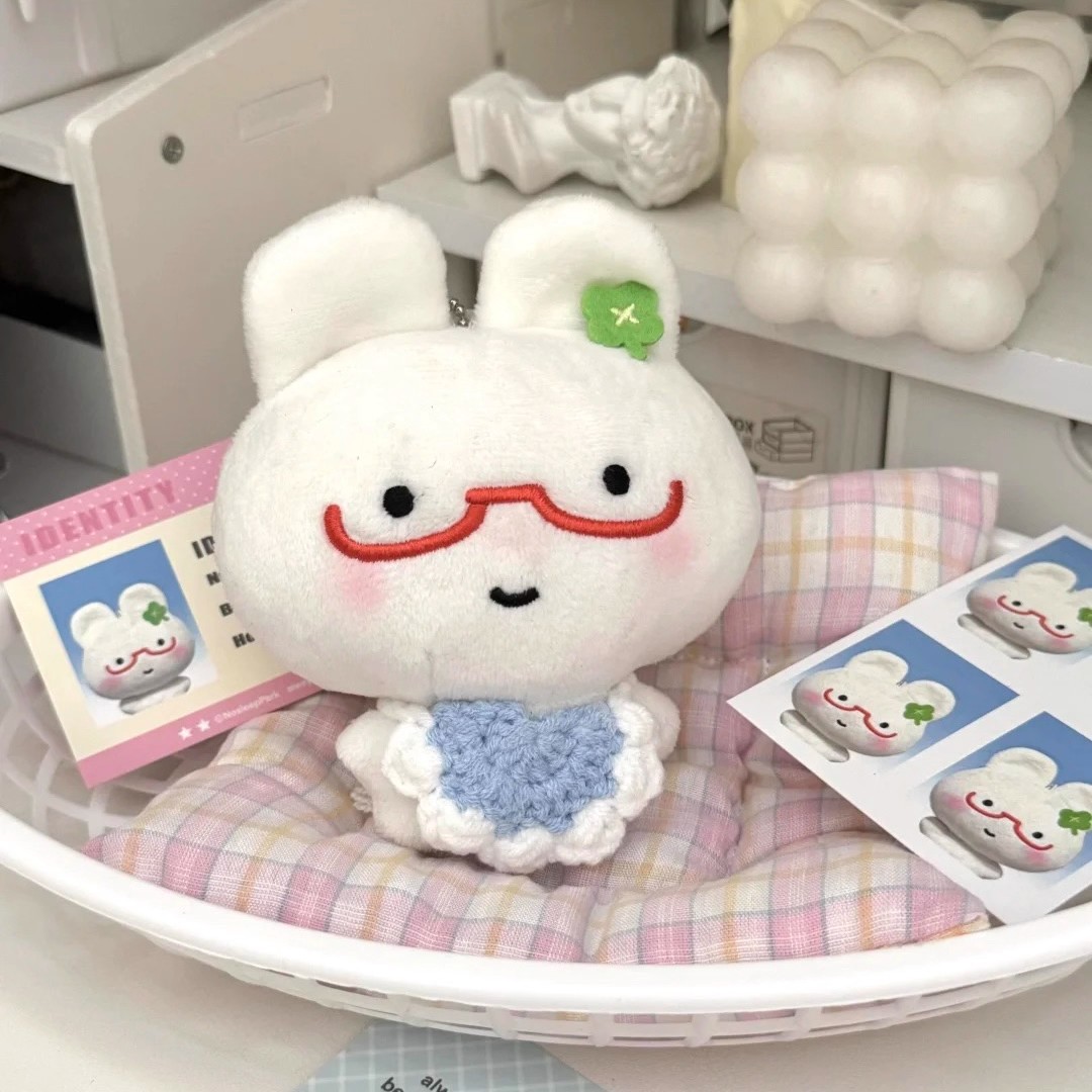 可爱平淡兔毛绒公仔挂件高颜值日系古早玩偶摆件书包包装饰送礼物 - 图2