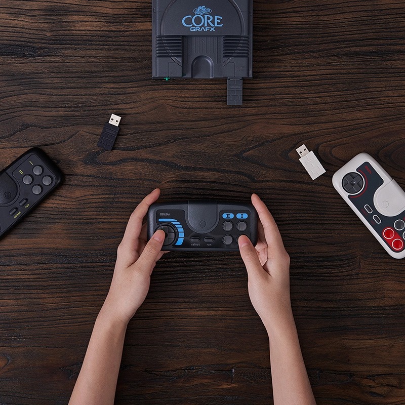 八位堂PCE2.4G无线手柄Switch科乐美mini迷你PCE TG-16游戏主机用经典复古游戏手柄enginemini连发即插即用
