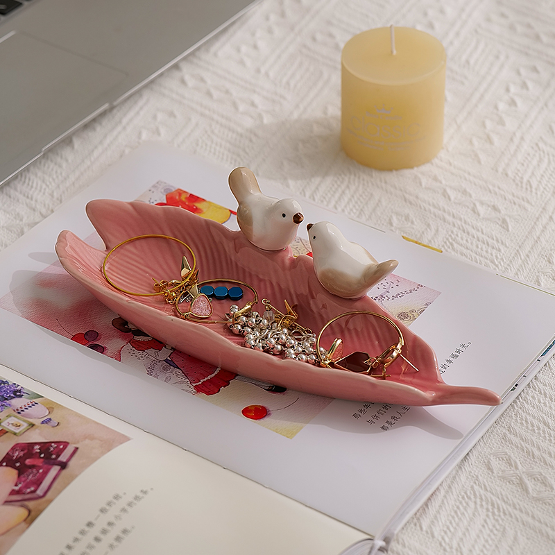 陶瓷小鸟点心盘珠宝首饰收纳盘创意可爱置物架肥皂碟轻奢高档摆盘 - 图2