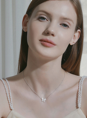 赫琳德漫步庄园系列灵动蝴蝶项链