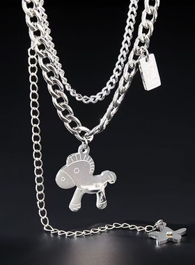 DH7马到功成叠戴吊坠钛钢项链女