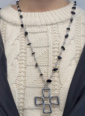 小众设计Pi*niq*e缠绕高级感 许愿十字架吊坠手工项链毛衣链叠戴