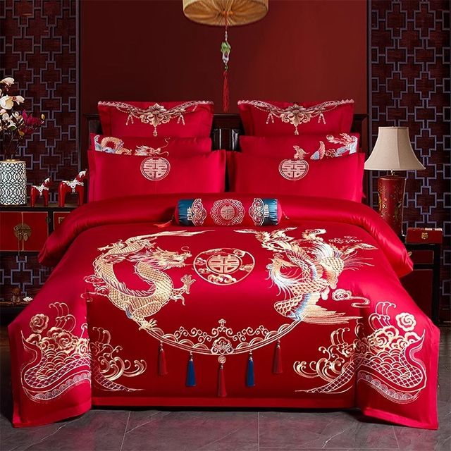 High-end wedding b big red four-piece set of cotton dragon and phoenix embroidery new wedding room wedding quilt cover pure cotton sheets for bed