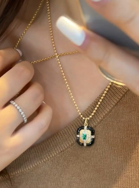 轻奢法式超闪祖母绿吊坠项链女