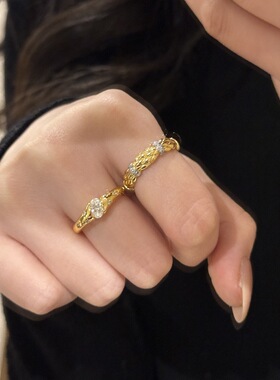 轻奢法式绸缎整圈菱格纹镶钻戒指