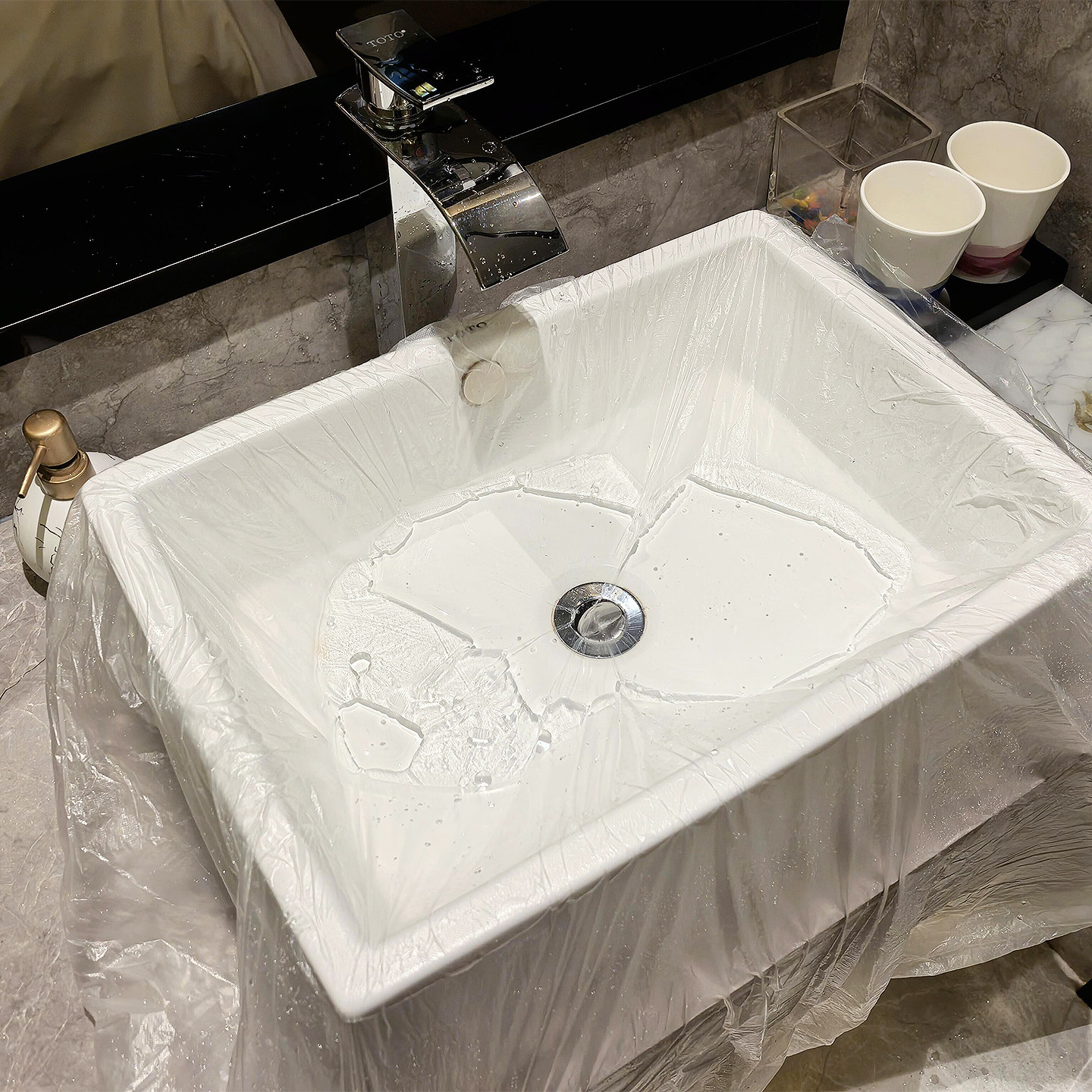 一次性旅行用品神器小物件洗漱旅行套装桌布酒店隔脏膜旅游水池袋,淘宝优惠券,粉丝福利购,淘宝优惠卷