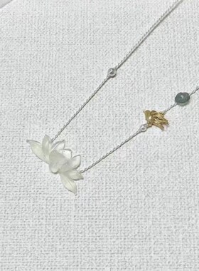 极速冰透小莲花项链女2025新爆款简约惊艳纯手工编织百Z搭锁骨链