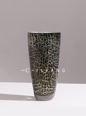 一匚 现代轻奢不规则裂痕加厚琉B璃艺术花器 样板间酒店会所摆件