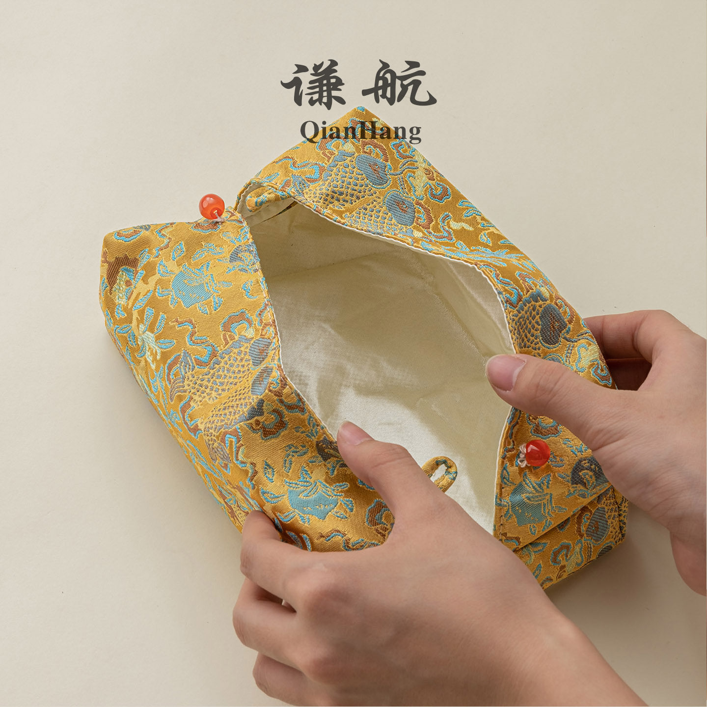 谦航刺绣纸巾盒织锦布艺绣花纸巾收纳袋客厅茶事桌抽纸袋茶道配件,淘宝优惠券,粉丝福利购,淘宝优惠卷