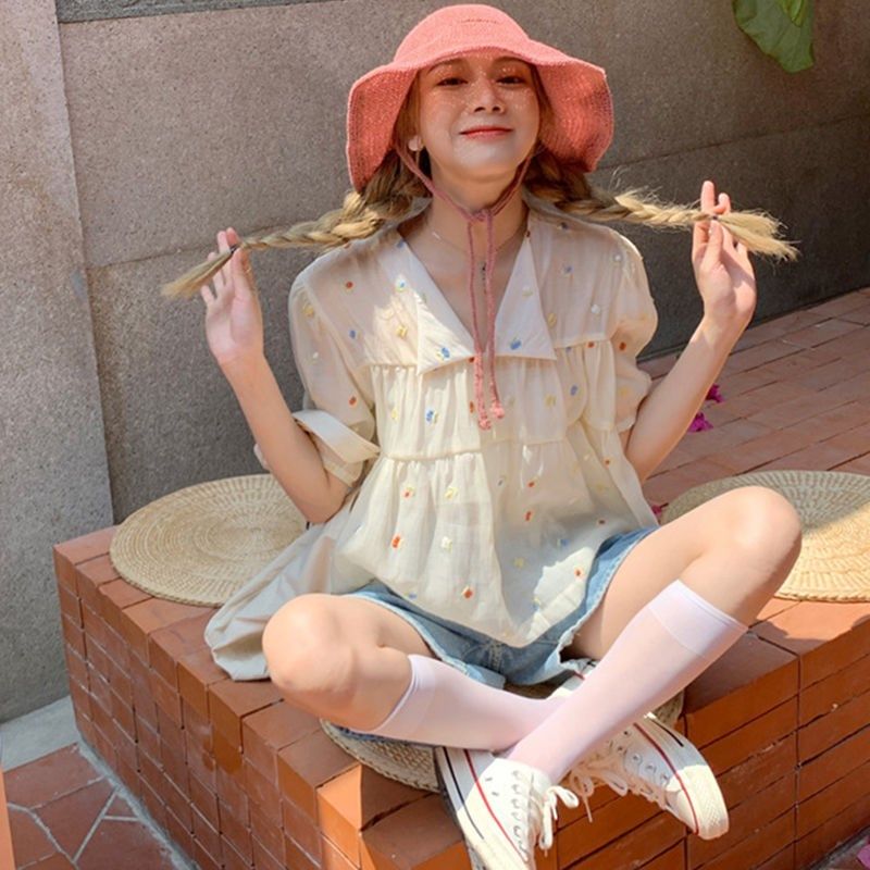 法式小众短款泡泡袖上衣温柔风甜美风D2022年新款刺绣娃娃衫女夏,淘宝优惠券,粉丝福利购,淘宝优惠卷