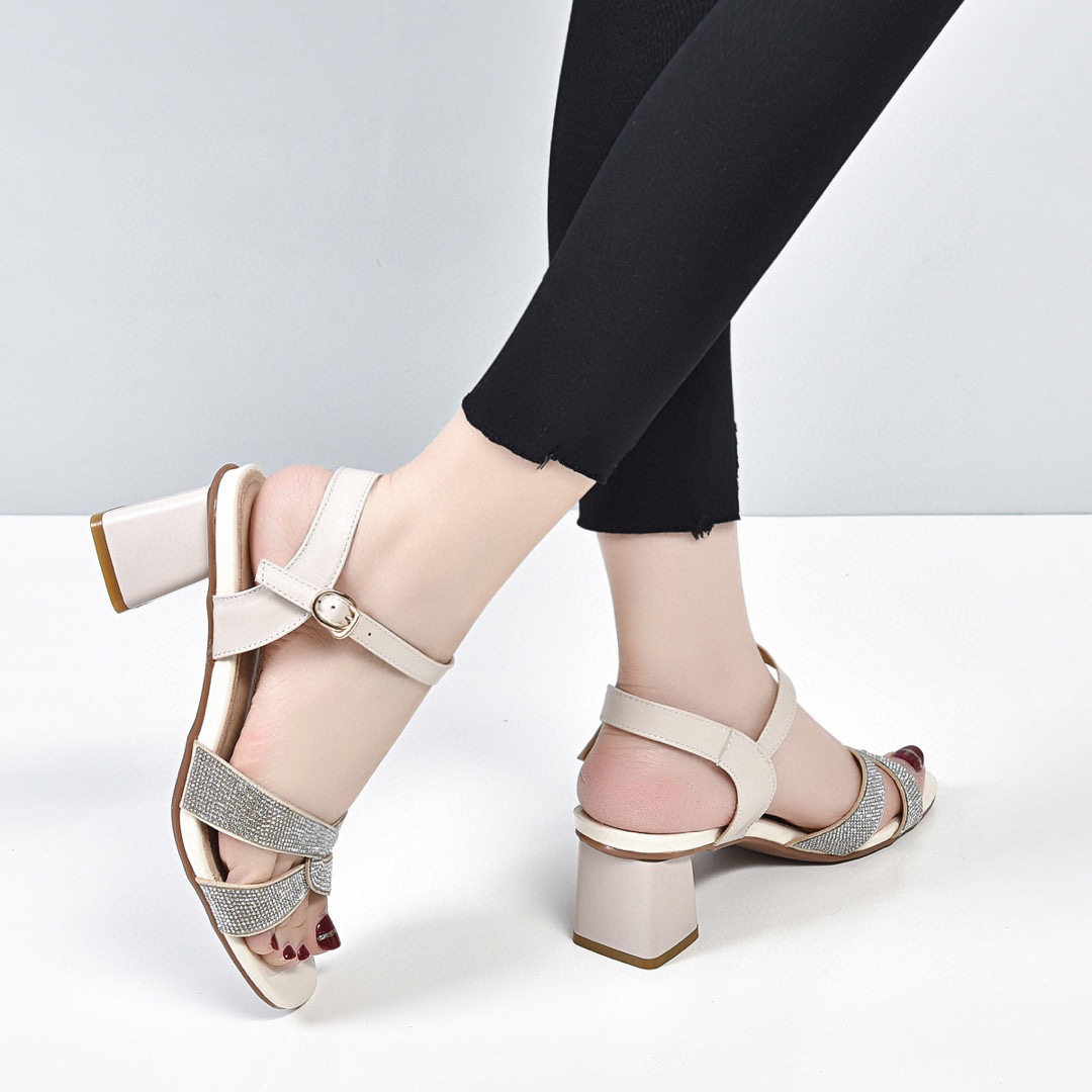 高跟凉鞋女鞋2023夏季露趾方跟一字扣凉鞋简约水钻中跟牛皮仙女鞋,淘宝优惠券,粉丝福利购,淘宝优惠卷