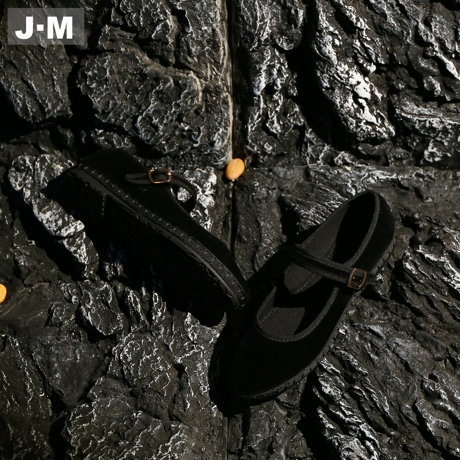 J·M绒面复古黑色玛丽珍鞋女2026新款一字扣带平底些百搭浅口单鞋,淘宝优惠券,粉丝福利购,淘宝优惠卷