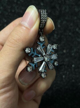 高定版夜光雪花蓝色锆石吊坠项链