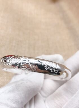 泥鳅背银手镯足999纯女实