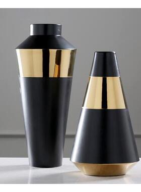 简约现代样板间电镀哑黑色金边陶瓷轻奢圆锥形几何花瓶插花器摆件