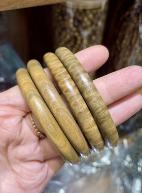 极速绿檀木圆条美人条手镯 女K款木质文玩檀木镯子