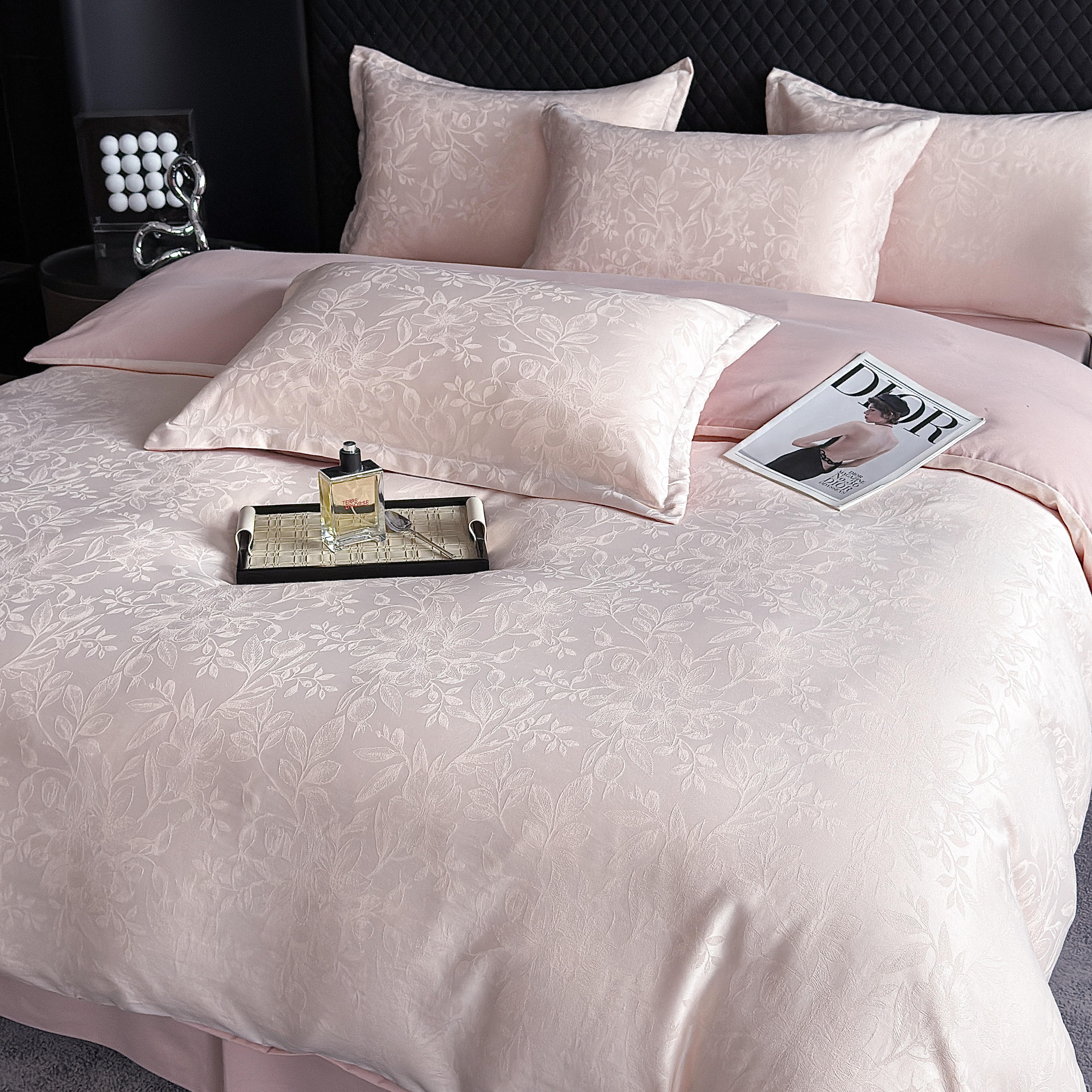 无印独白高奢升级版金丝银线宋锦缎大提花四件套XL