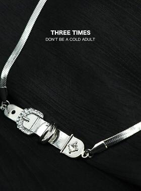 镶钻小众银色皮带扣蛇骨项链ins