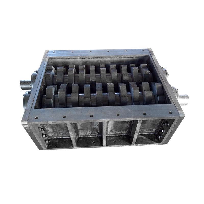 Shredder chassis domestic waste shredder iron chip shredder shearing and shredding plastic tires metal