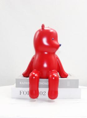 现代简约树脂翅膀小熊摆件 样板间客厅酒柜办公室售楼处动物饰品