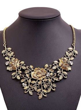 极速Vintage Diamond Flortal Necklace Fashion Versatile Bouti
