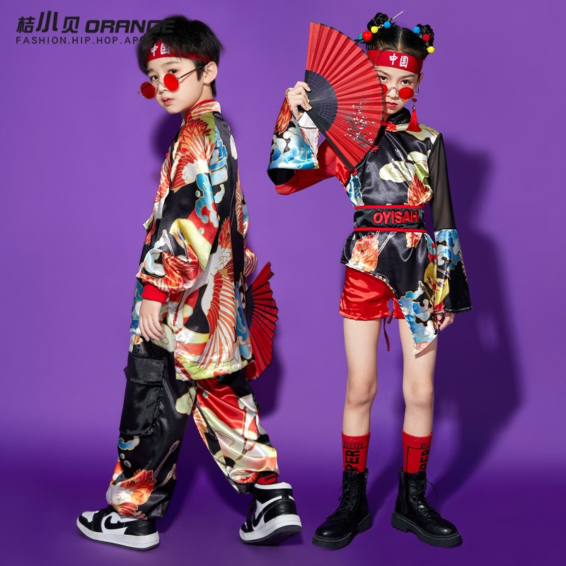 元旦儿童中国风演出服复古国潮汉服男童小学生表演服古风唐装旗袍 - 图1