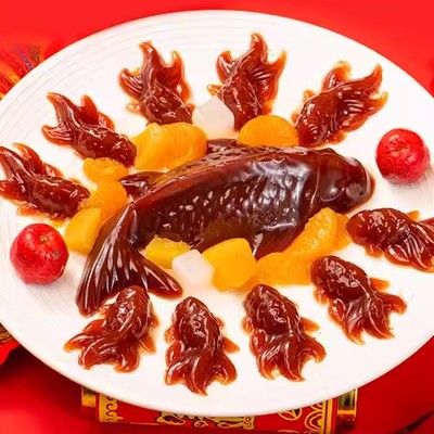 锦鲤山楂糕年夜饭摆盘