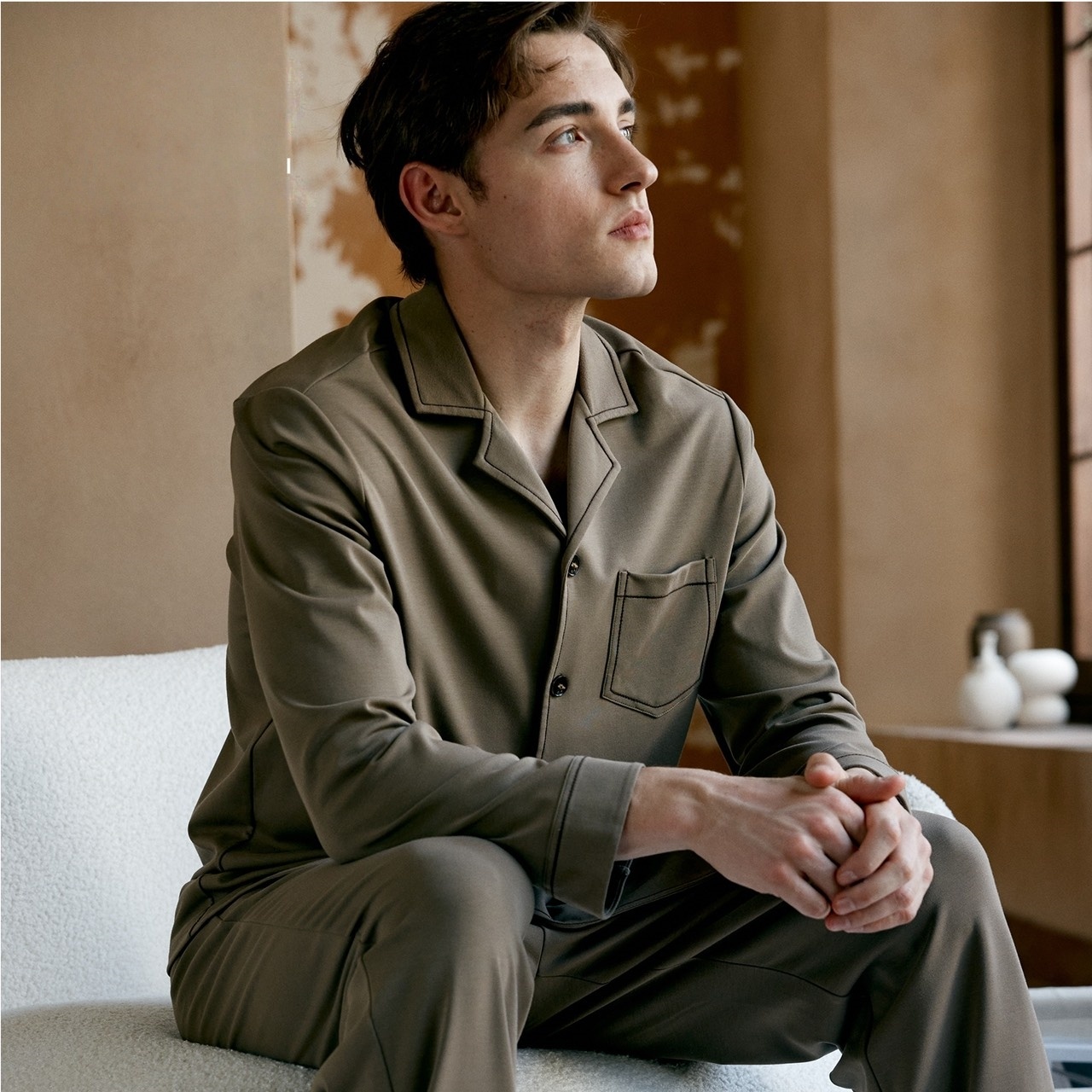 新款纯色男士睡衣套装经典商务家居服开衫翻领磨毛长袖线条可外穿 - 图3