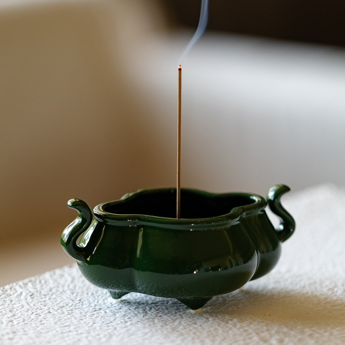 梵汝 故宫红陶瓷线香炉家用室内小号香薰炉香道檀香线香插新中式,淘宝优惠券,粉丝福利购,淘宝优惠卷