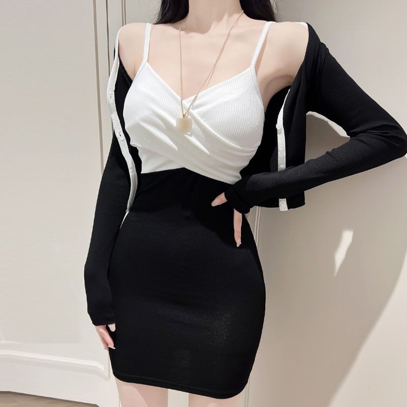 韩国女人味显瘦时尚性感拼色交叉显胸吊带短裙连衣裙+短开衫套装,淘宝优惠券,粉丝福利购,淘宝优惠卷