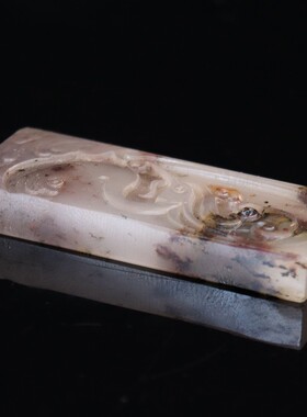 天然玉石21*51*7mm19g挂件桂林鸡血玉石贵妃料黑底红松鹤延年挂件