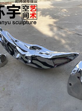 不锈钢太湖石头镜面小船雕塑酒店水景公园抽象艺术摆件装饰品厂家