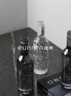 简约现代软装饰品透明酒瓶软装饰品花束插花瓶样板房间桌面摆件