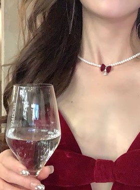 新款小众设计百搭丝绒蝴蝶结锁骨链文艺复古百搭高级感仿珍珠