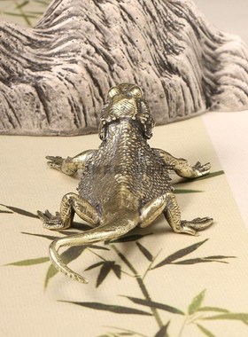 精工纯黄铜实心蜥蜴小摆件仿古玩做旧大蜥蜴书桌面工艺品装饰摆设