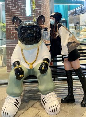 雕塑定制玻璃纤维卡通人物树脂雕像法斗吉祥物户外大型饭店门口摆