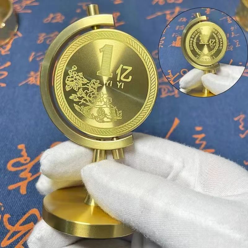 赚他高级感小众客厅办公桌车载汽车一个亿元纯黄铜解压发疯小摆件