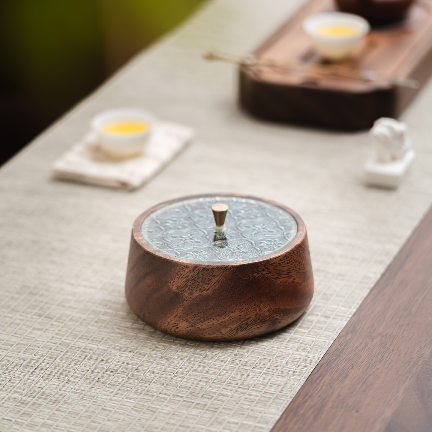 整木海棠花玻璃带盖果盘木质果盆酒店桌面收纳零食糖果坚果盒盘子 - 图1