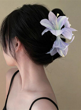 独特漂亮抓夹超仙氛围感仿真百合花朵发夹唯美高级感后脑勺盘发鲨