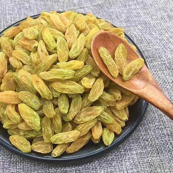 新疆吐鲁番葡萄干新疆特产绿色葡萄干果蜜饯零食小吃无核果 - 图0